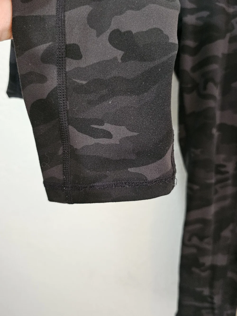 Colorfulkoala Camouflage High Rise Pocket Leggings 25" Womens Medium - Picture 5 of 9